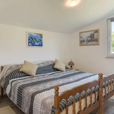 One-bedroom In Radeki Glavica Апартаменты *